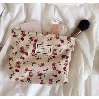 Organizer na Kosmetyki – Beżowy w Czerwone Kwiaty – 25x18 cm