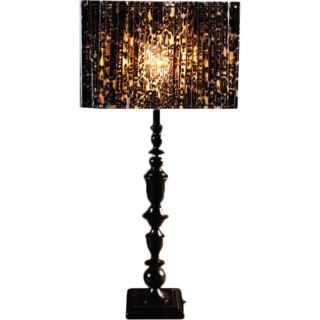 Lampa z Ażurowym Kloszem – Czarna Koronka
