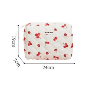 Organizer na Kosmetyki - Kremowy w Wiśnie Pikowany - 24x19 cm