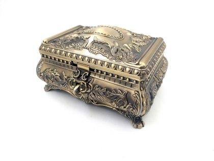 Szkatułka Metalowa – Styl Ludwikowski – 16,8 cm