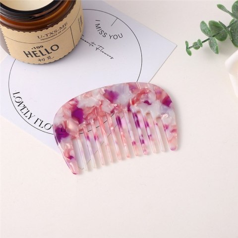 Profesjonalny Grzebień – Niezbędnik Stylizacji – 7,8x4,8 cm