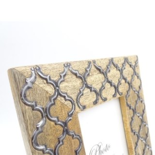 Ramka na Zdjęcia z Drewna Mangowego – Motyw Koniczyny Marokańskiej – Format 10x15 cm