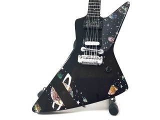 Miniaturowa Gitara Elektryczna – Inspiracja Rockowa – Skala 1:4