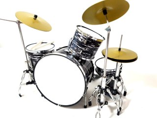 Miniaturowa Perkusja – Motyw Sceniczna Konstrukcja – Skala 1:5