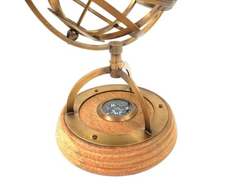 Mosiężne Astrolabium Kompasem na Drewnianej Podstawie – 28 cm