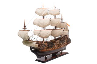 Model Statku San Felipe z Rozwiniętymi Żaglami – 92 cm