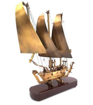 Model Okrętu na Drewnianej Podstawie - Mosiądz – Wys. 38 cm