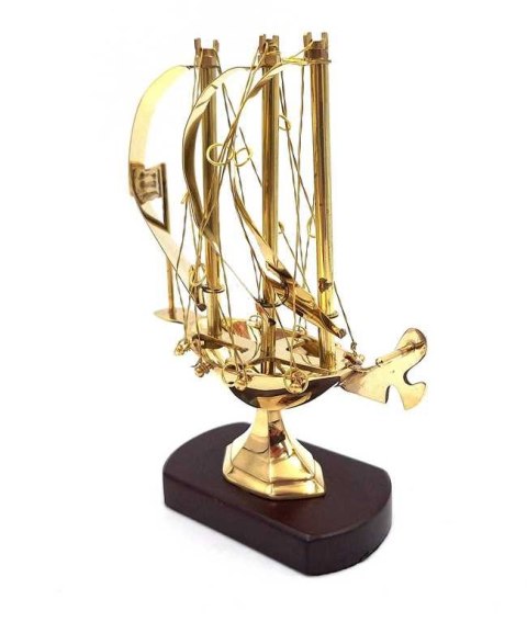 Model Okrętu na Drewnianej Podstawie – Mosiądz – Wys. 20 cm