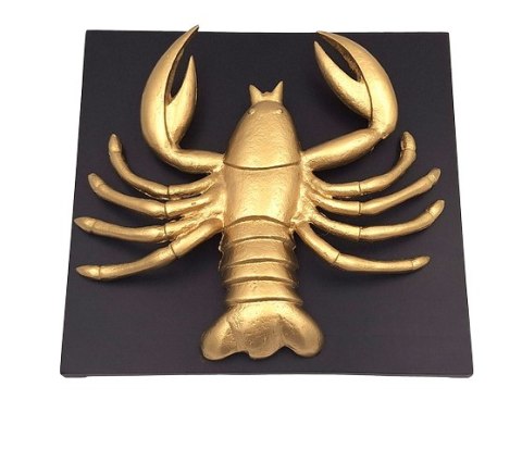 Złota Rzeźba Dekoracyjna na Drewnianej Podstawie – Znak Zodiaku Rak – Wys. 29 cm