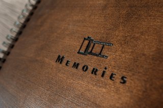 Album Drewniany na Zdjęcia - Memories – 22x30 cm