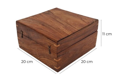 Pudełko Prezentowe Drewniane z Wypraską i Zapięciem – 20 x 20 cm