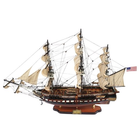 Model Żaglowca "USS Constitution" - Drewno Egzotyczne - 100 cm