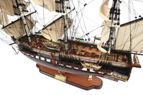 Model Żaglowca "USS Constitution" - Drewno Egzotyczne - 100 cm