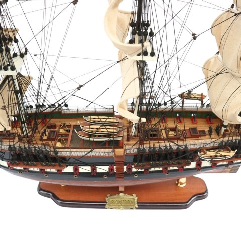 Model Żaglowca "USS Constitution" - Drewno Egzotyczne - 100 cm
