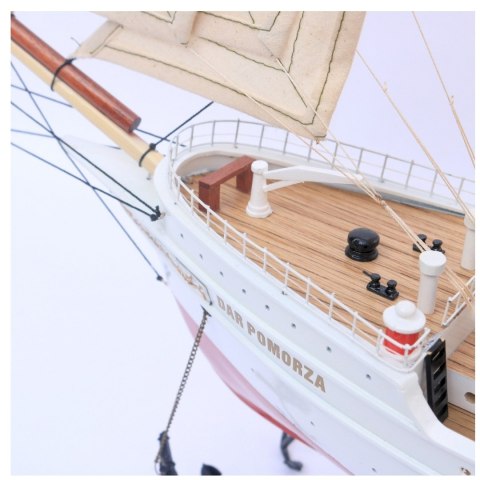 Model Żaglowca "Dar Pomorza" - Drewno Akacjowe - 82 cm