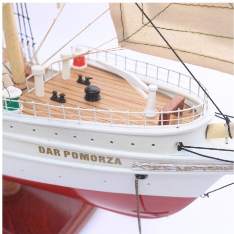 Model Żaglowca "Dar Pomorza" - Drewno Akacjowe - 82 cm