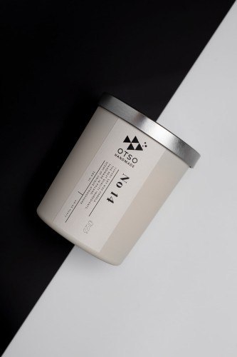 Świeca Sojowa: No. 14 White Edition (Drzewo Sandałowe) – 280 ml