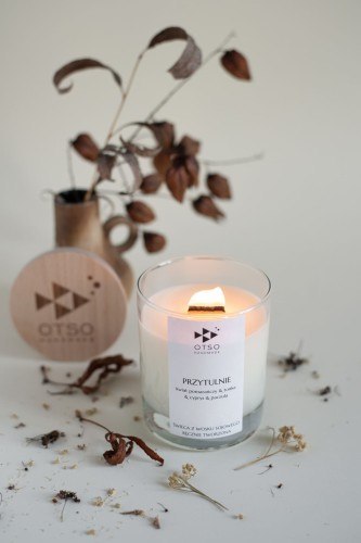 Świeca Sojowa: Przytulnie (Domek w Górach) – 250 ml