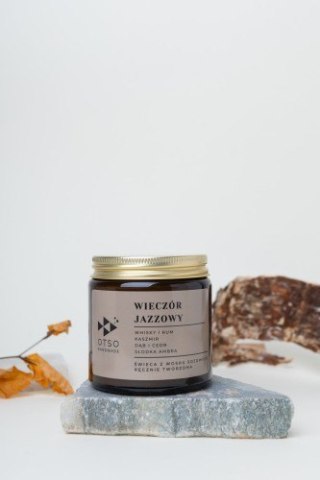 Świeca Sojowa: Wieczór Jazzowy (Rum i Cyklamen) – 120 ml