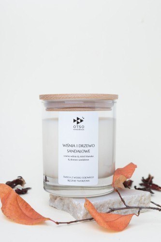 Świeca Sojowa: Wiśnia i Drzewo Sandałowe (Edycja Premium) – 250 ml