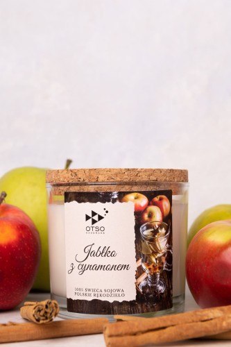 Świeca Świąteczna: Jabłko z Przyprawami – 250 ml