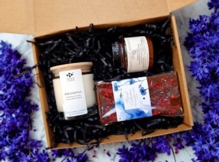 Box Prezentowy: Malina i Bławatek – Natura i Elegancja